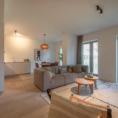 Apartment Stylish 2-bedroom With Terrace *