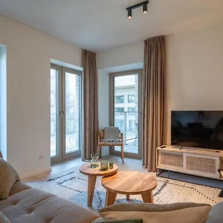 Stylish 2-bedroom With Terrace Ostend